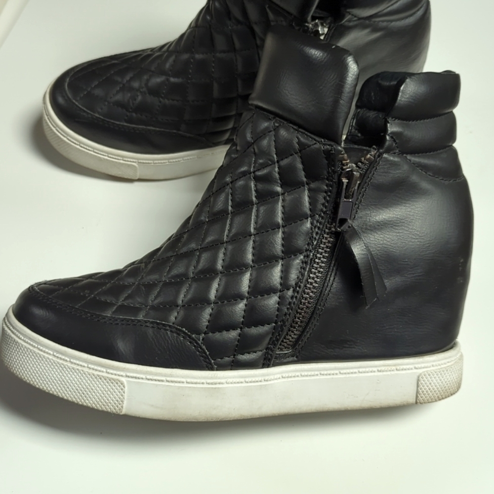 Steve Madden platform wedge